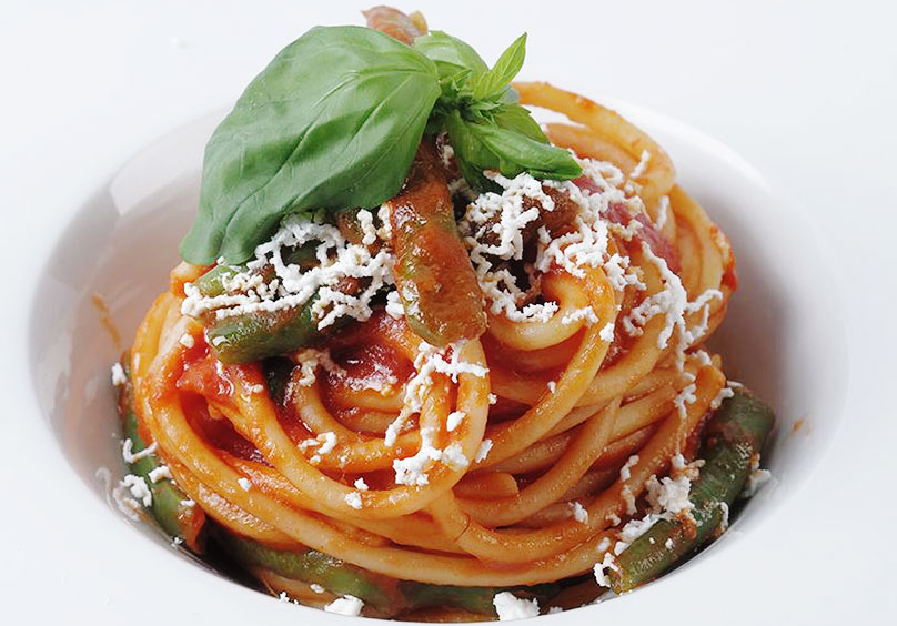 Bucatini e fagiolini alla barese